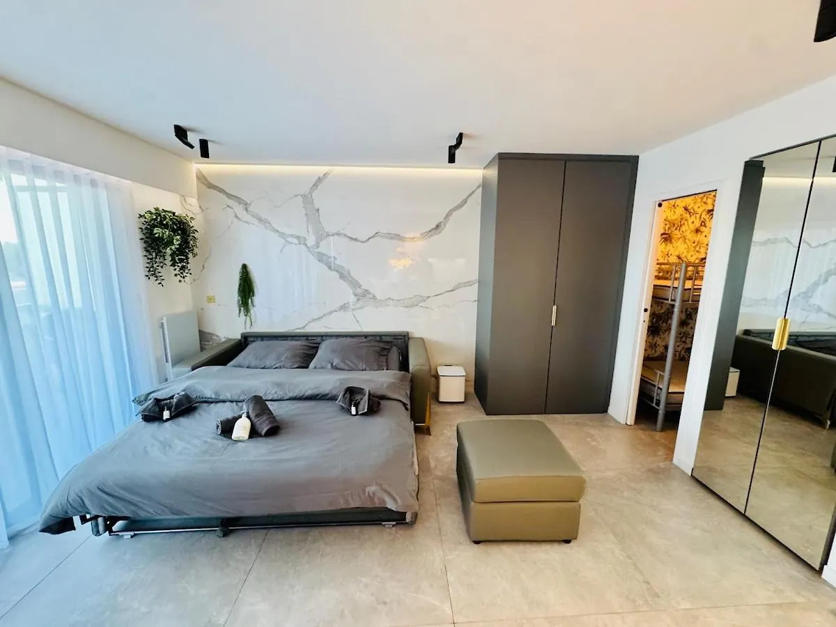 Beautiful Cannes Beachfront Apartment 4 Pers فرنسا